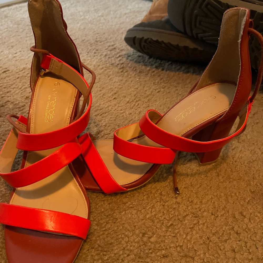 Eva Mendes stewpot heels